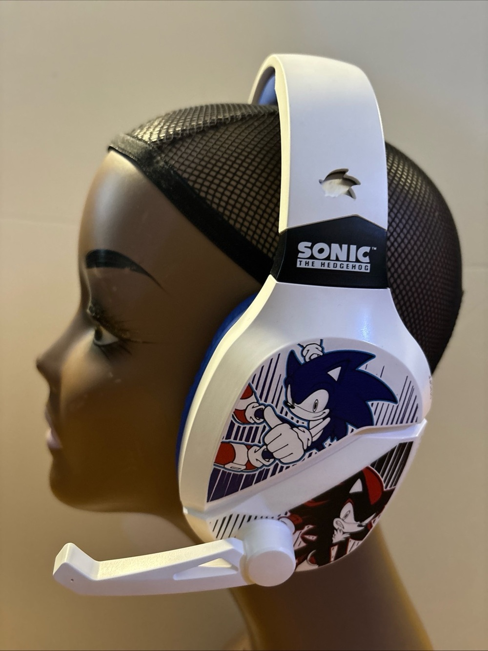 Sonic The Hedgehog Bluetooth Wireless White Gaming Headset w/Built-In Mic Used!